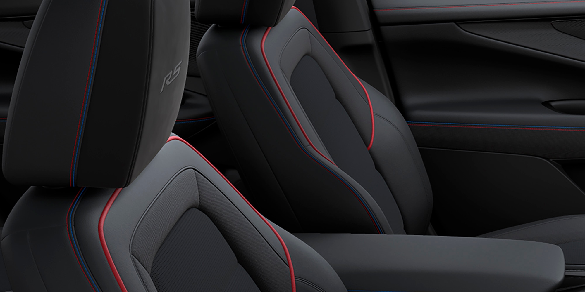 A Blazer EV RS possui bancos premium RS, com detalhes esportivos